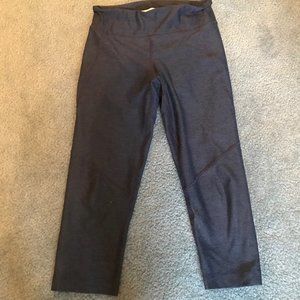 Outdoor Voices 3/4 Warmup Leggings